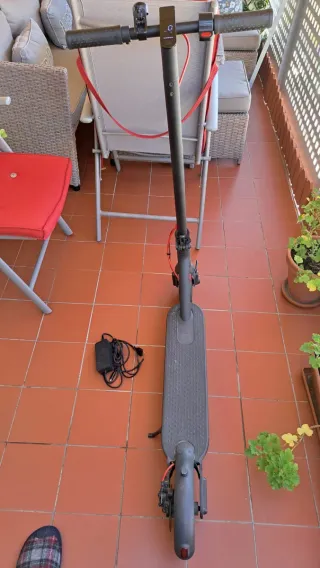 Patinete Eléctrico Negro