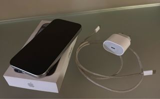 iPhone 16 Pro 128GB Blanco Nuevo.