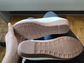 Bailarinas blancas con lazo y perla