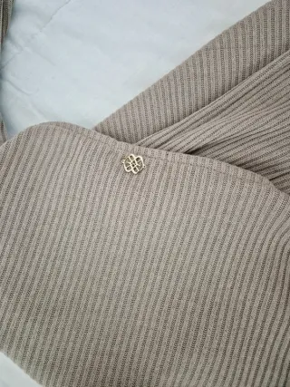 Vestido Midi Punto Volantes Cuplé