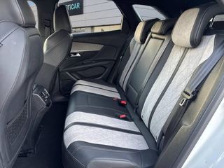 Peugeot 3008 300 e-EAT8 GT