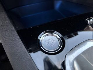Peugeot 3008 300 e-EAT8 GT