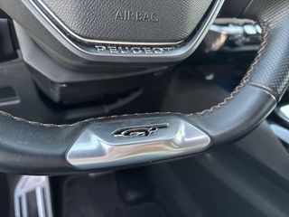 Peugeot 3008 300 e-EAT8 GT