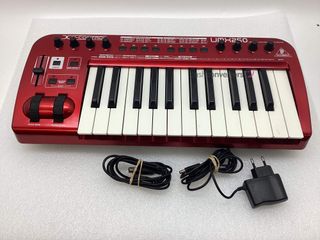 sintetizador behringer umx250