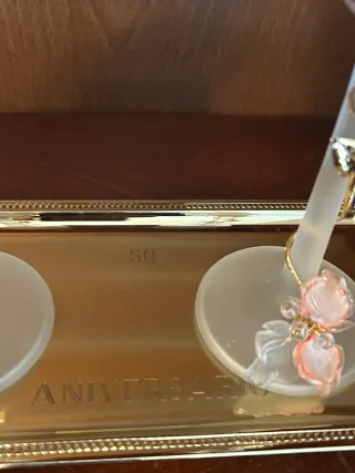 Copas de cristal con adornos