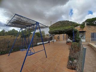 Casa rural en venta en Yecla