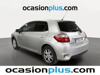 Toyota Auris 130 Active 97 kW (132 CV)
