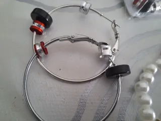 Lote Bisutería: Pulseras y Pendientes