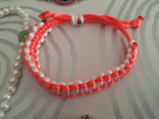 Lote Bisutería: Pulseras y Pendientes