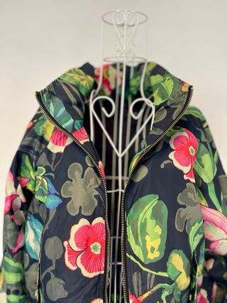 Chaqueta impermeable ligera tropical Desigual