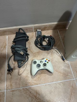 Xbox 360 Bianca con Controller
