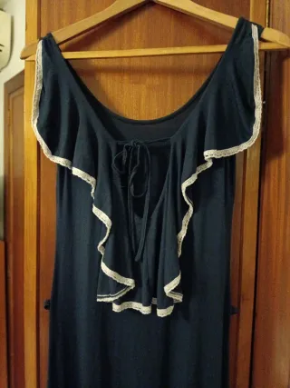 Vestido largo azul con volantes