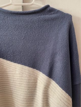 Jersey de punto rayas beige y azul