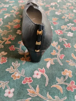 Zapatos de vestir platino classic. Negros