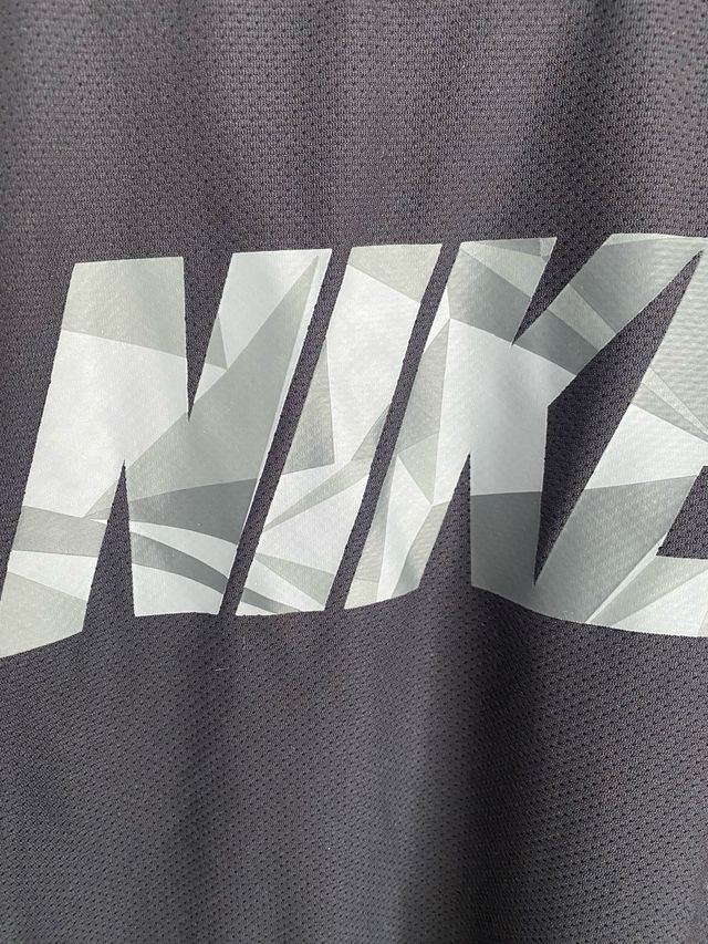 Camiseta Nike Dri-FIT Negra