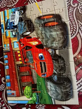 Puzzle Blaze y los Monster Machines
