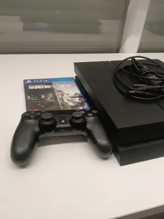 PS4 (PlayStation 4) Nera