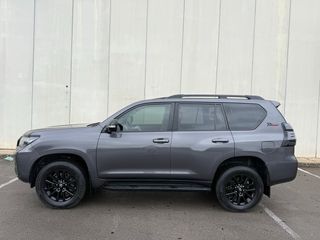 Toyota Land Cruiser 150 2023