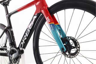 Orbea Orca Aero OMX Lotto Dstny Di2 12V (carretera) t.52 Reacondicionada