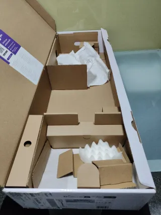 Caja vacía Dyson v15s submarine