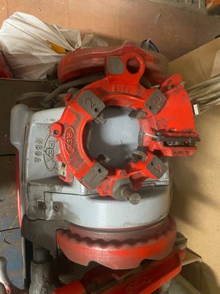 Roscadora REX N80A Usada