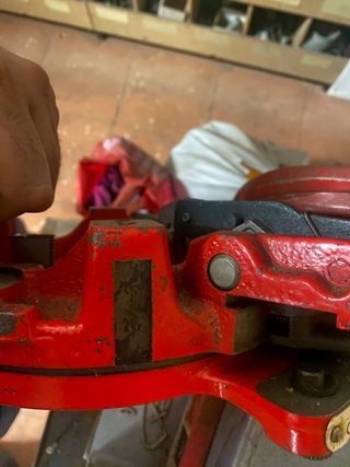 Roscadora REX N80A Usada