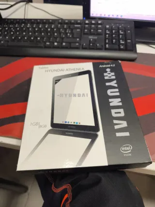 Tablet Hyundai Athenea 1GB RAM 8GB
