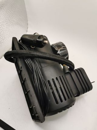 Compresor Aire Coche 12V + Manómetro