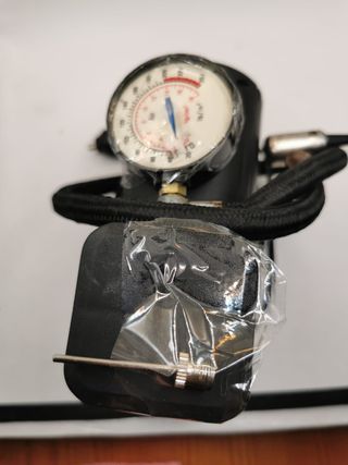 Compresor Aire Coche 12V + Manómetro