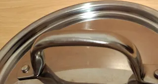 Tapa de metal para cazo de 17 cm.