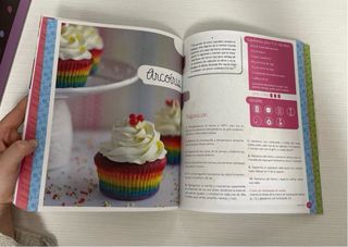 Kit caja y libro cupcakes