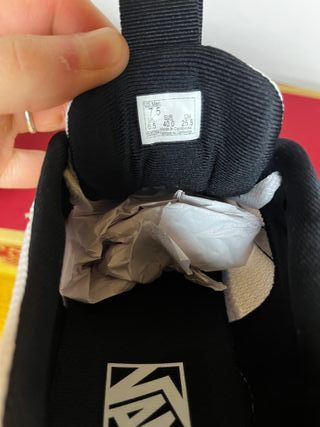 Zapatillas Vans Mesh - Talla 40 - Color: blanco