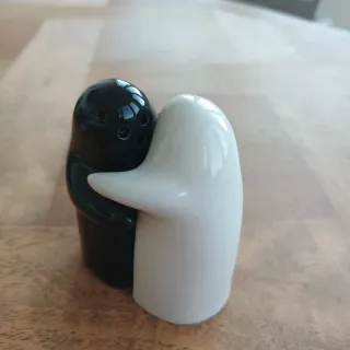 Set sale e pepe abbraccio ceramica