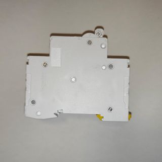 Magnetotérmico Schneider R9F12610 Resi9 MCB C10