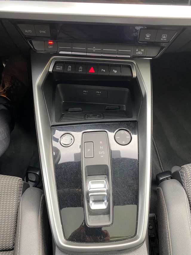 Audi A3  35 TFSI BLACK LINE 07/2021