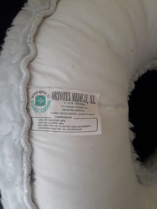 Almohada redonda de peluche