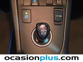 Toyota Auris 140H Touring Sports Active 100 kW (136 CV)