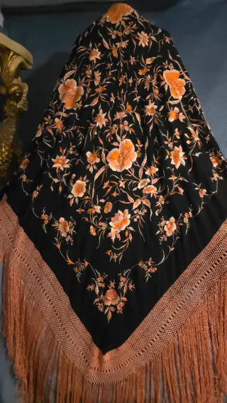 Manton de Manila Antiguo Bordado Flores Naranja