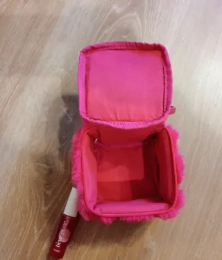 Benefit Bene Tint Glaze y neceser