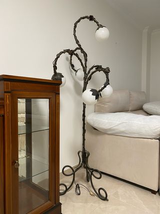 Lámpara de pie de forja  x 27 €