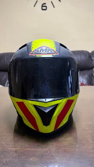 Casco Integral moto SMK 93 Amarillo