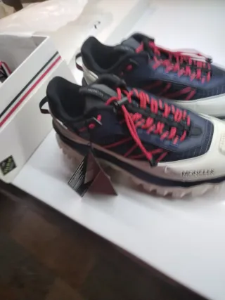 Zapatillas Moncler Gore-Tex Azul/Blanco, nuevas.