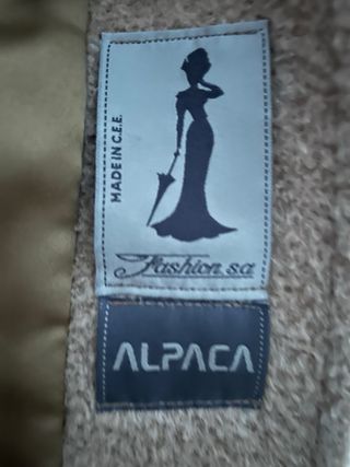 Abrigo de alpaca con detalles de pelo