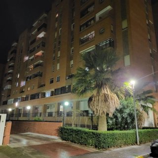 Plazas de garaje coche y moto junto a Clideba