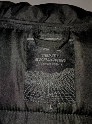 Parka Negra y Fluorescente