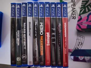 PlayStation 4 Slim Nera Ottimo stato