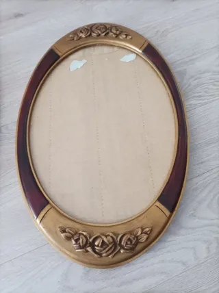 Antiche cornici ovali decorate