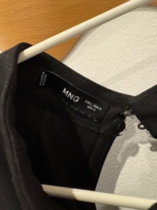 Vestido negro asimétrico