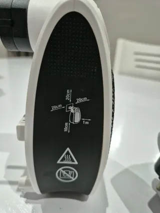 Dos Calefactores Eléctricos Portátiles