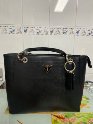 Bolso Negro Guess